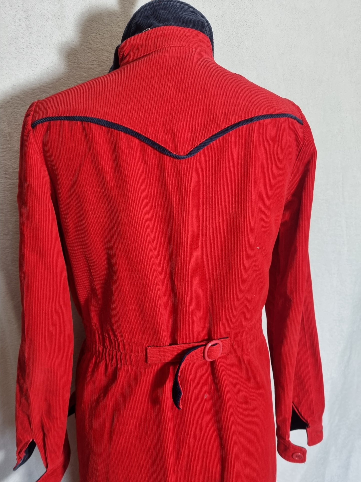 Kleid aus Cord 70er Jahre